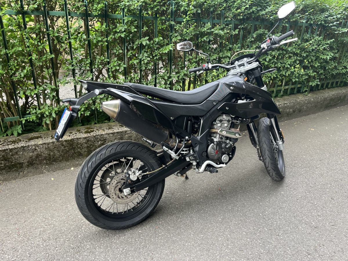 Malaguti Strada: Malaguti XSM 125 – Usato da Luzern venduto da val_fdt2 2