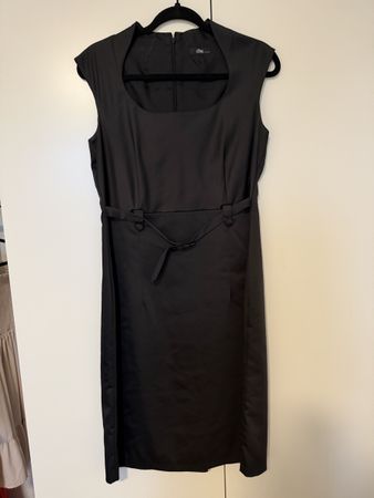 Kleid schwarz S.Oliver Grösse 38 guter Zustand