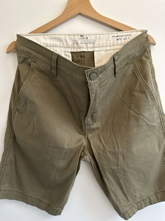 Levi's Herren Chino Shorts khaki Grösse W30 guter Zustan