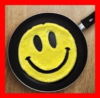 Smiley Emoji Pfannkuchen Form Pancake Pfanne Frühstück Chat
