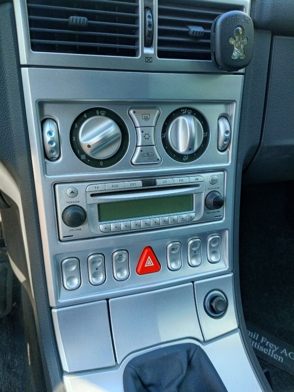 Chrysler Autos: Chrysler  Crossfire  Cabrio   MOTOR Läuft nicht – D'occasion à Disentis-Muster par Bix03 3