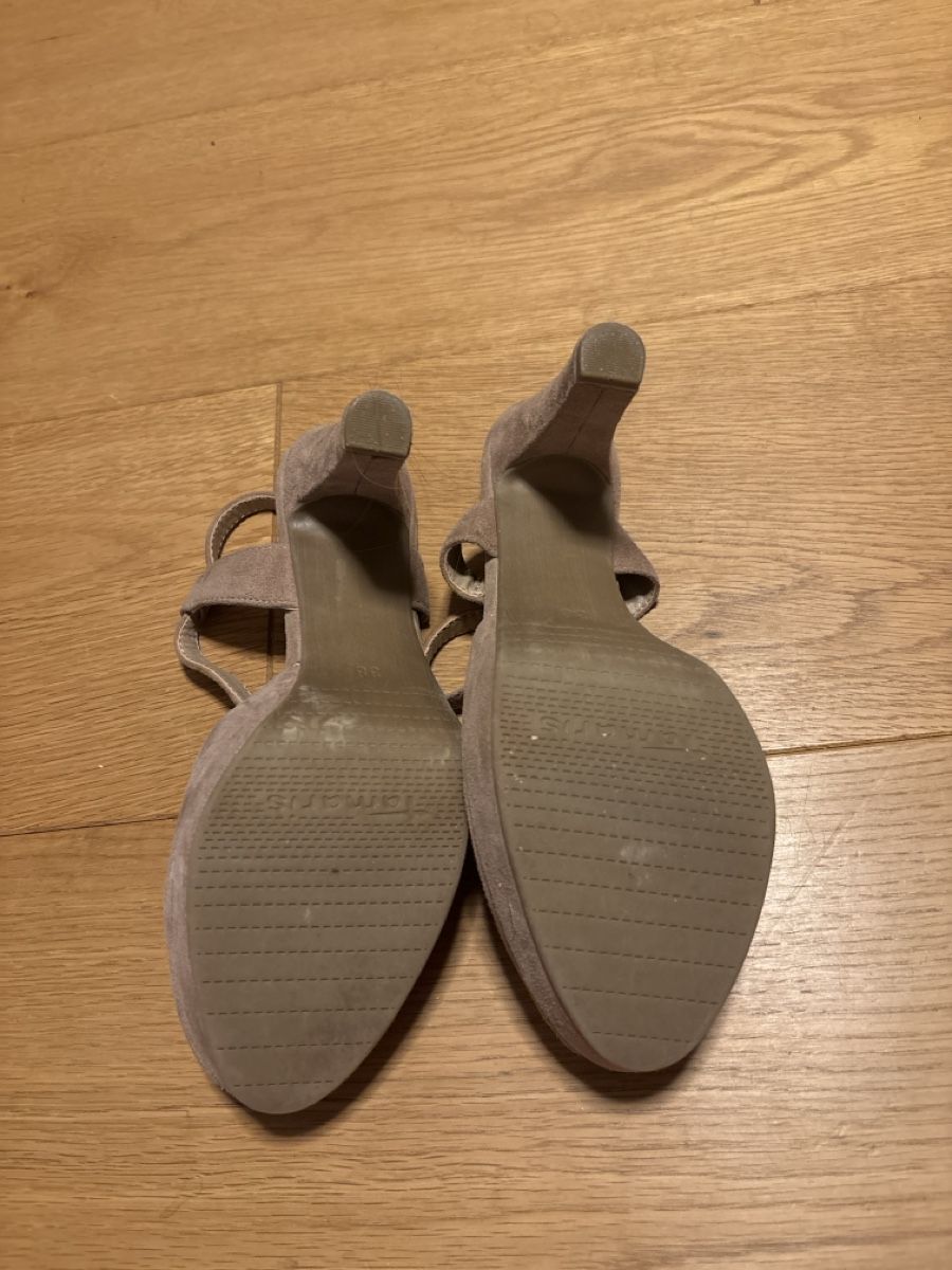Tamaris Scarpe da donna: Tamaris Pumps, Grösse 38 – Nuovo (secondo la descrizione) da Pfaffnau venduto da Celi77777 3
