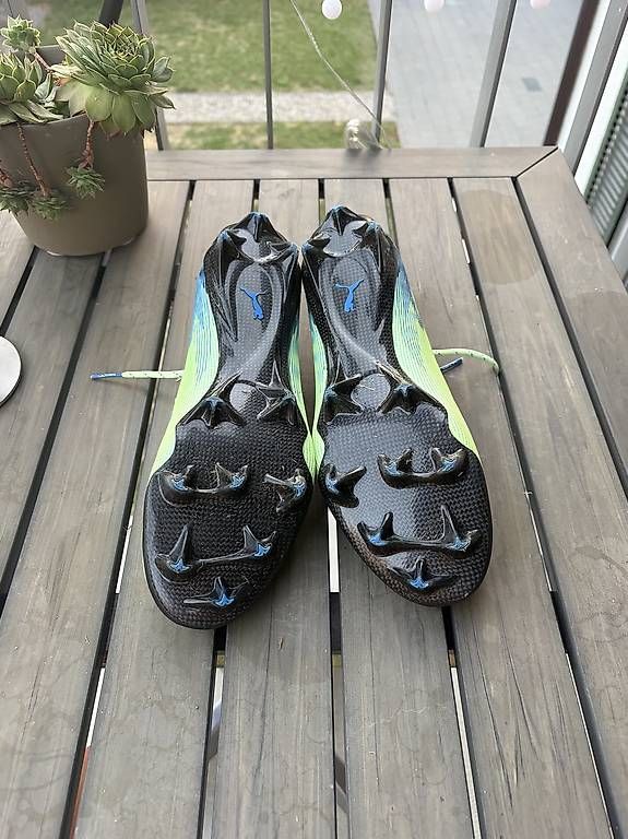Puma Scarpe da uomo: PUMA ULTRA 6 Ultimate Carbon FG – Usato da Liebefeld venduto da til_wj7z 3