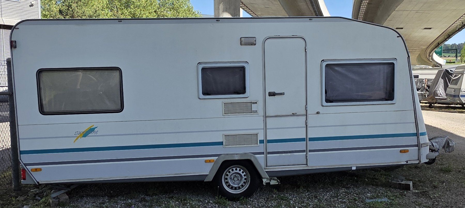 Veicoli da campeggio: Eifelland Wohnwagen, ab Platz ab CHF 1.00 – Usato da Uffikon venduto da Betterwo
