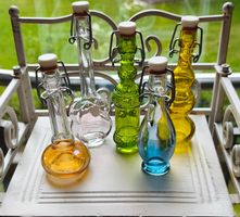 Vintage 5 Miniatur Bügelflaschen aus Glas, Tinkturflaschen