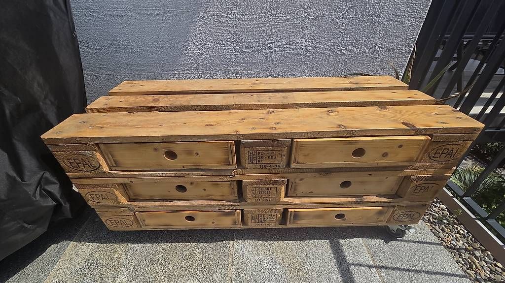 Pallets: Paletten Möbel – Usato da Herrliberg venduto da Heldenkopf 1