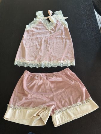 Completo intimo rosa e pizzo