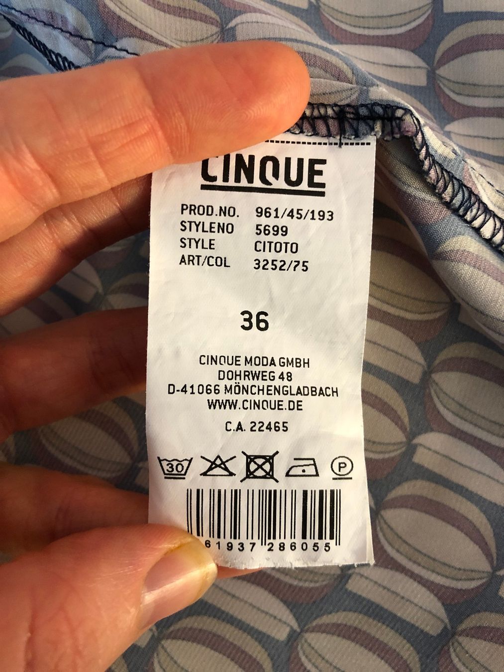 Cinque Camicette: Cinque Bluse Gr. 36, neuwertig, mit Retro Muster – Usato da Berg am Irchel venduto da Zweiti_Chance 7