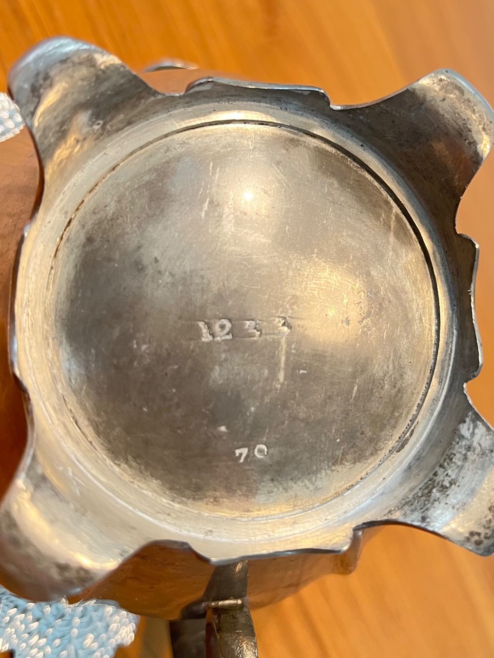 Caraffe: Zinnkrug 15x11x8cm – Usato da Mont sur Rolle venduto da uttin 4