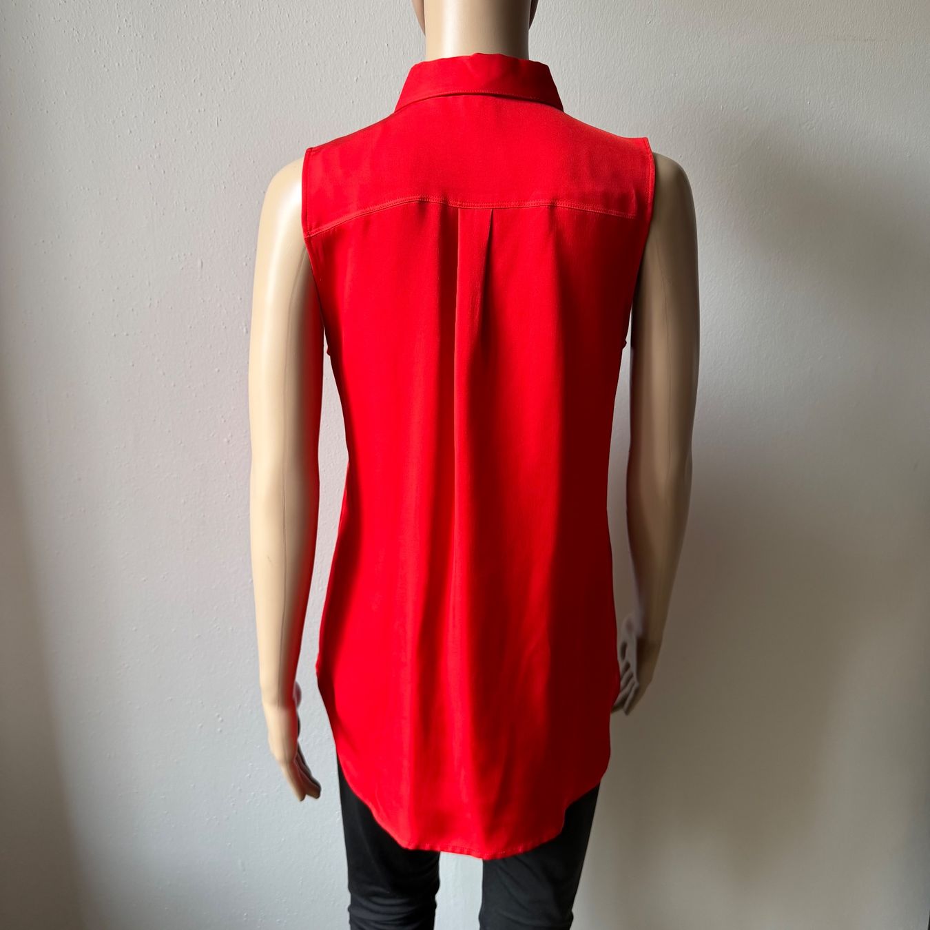 Theory Top: THEORY Seidenbluse ❣️ – Usato da Zürich venduto da ClosetQueen 4