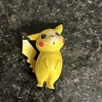 Pikachu Figur Tomy Nintendo gelb gebrauchter Zustand