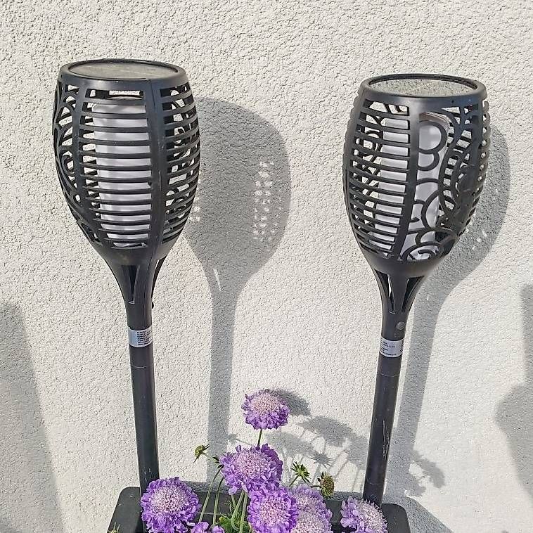 Lampade: 2er-Set Solarfakeln mit Flammeneffekt – Usato da Egnach venduto da bgdo26