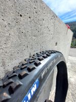 Pneu Michelin force am 2 2.4