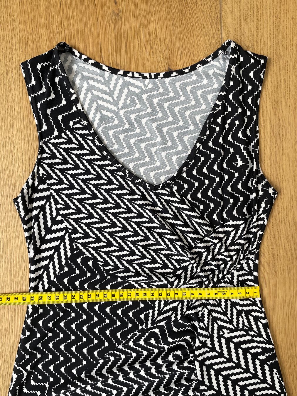 Top: Gerafftes elastisches Top - Minijupe-/rock – Usato da Grenchen venduto da M_ina 4