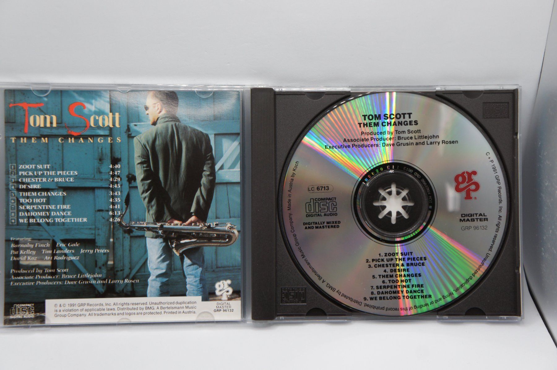 CDs: CD: Tom Scott ‎– Them Changes – D'occasion à Ernetschwil par luisvonerni 2