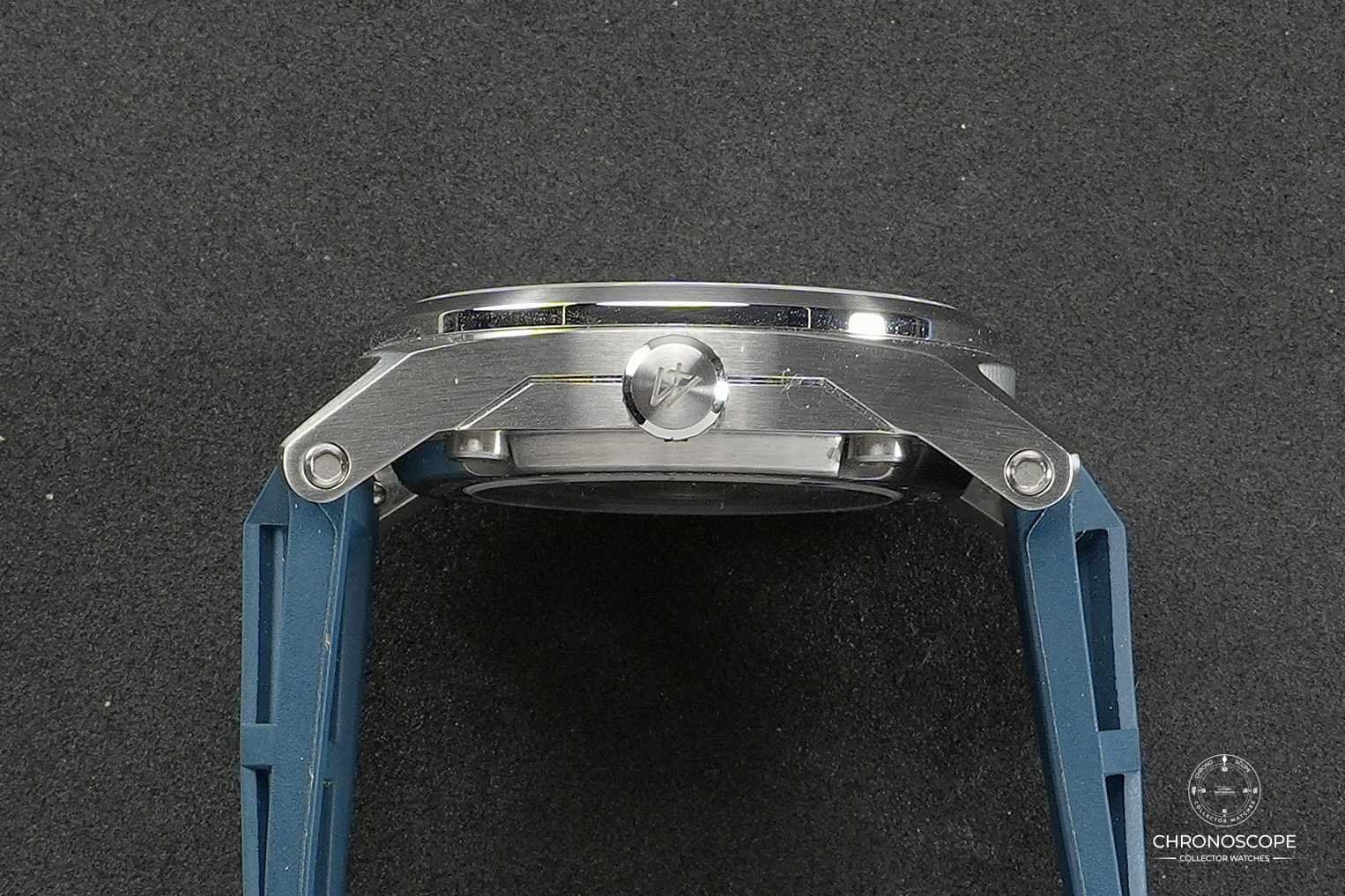 Orologi: Code 41 Day 37 In Stainless Steel & Diamonds Full Set – Usato da Luzern venduto da ChronoScope6004 4