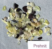 Prehnite Prehnit     polierte Steine aus Australien