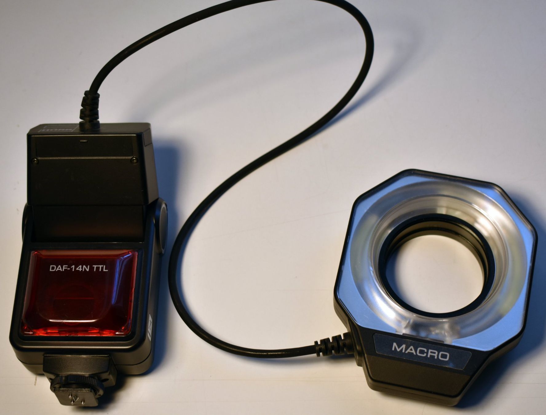 Flash: Ringblitz Dörr DAF-14 für Nikon – Usato da Herrenschwanden venduto da Frabi2020 1