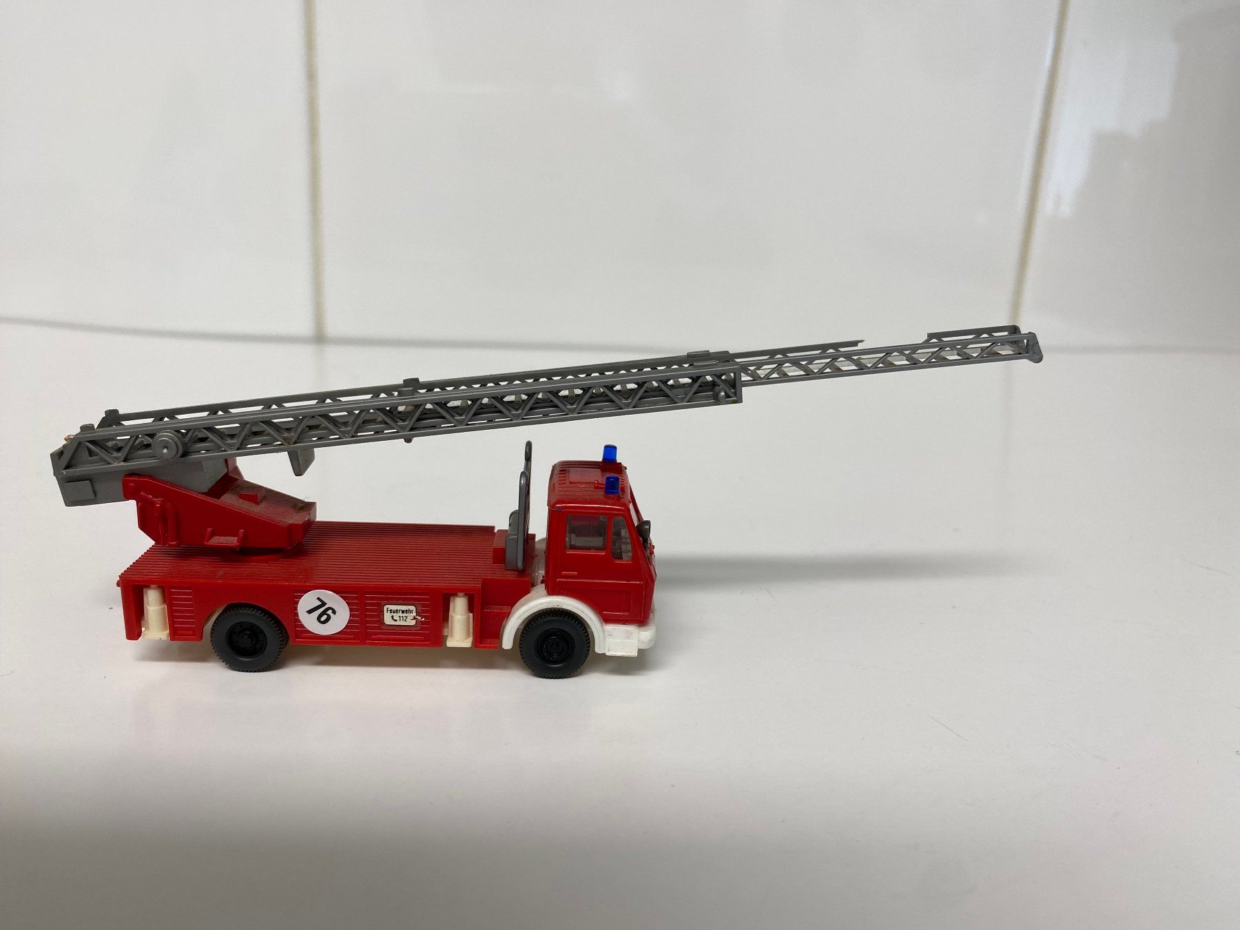 Wiking Modellini d'auto: Wiking Mercedes Feuerwehr 76 – Usato da Stäfa venduto da elcondor245 4