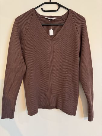 Pull en maille côtelée marron col en V taille M