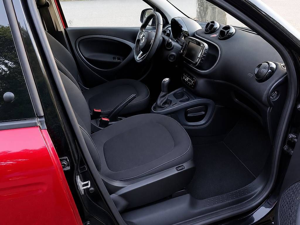 Smart Automobili: SMART 1.0 71 Passion – Usato da Zürich venduto da voj_b2yn 1