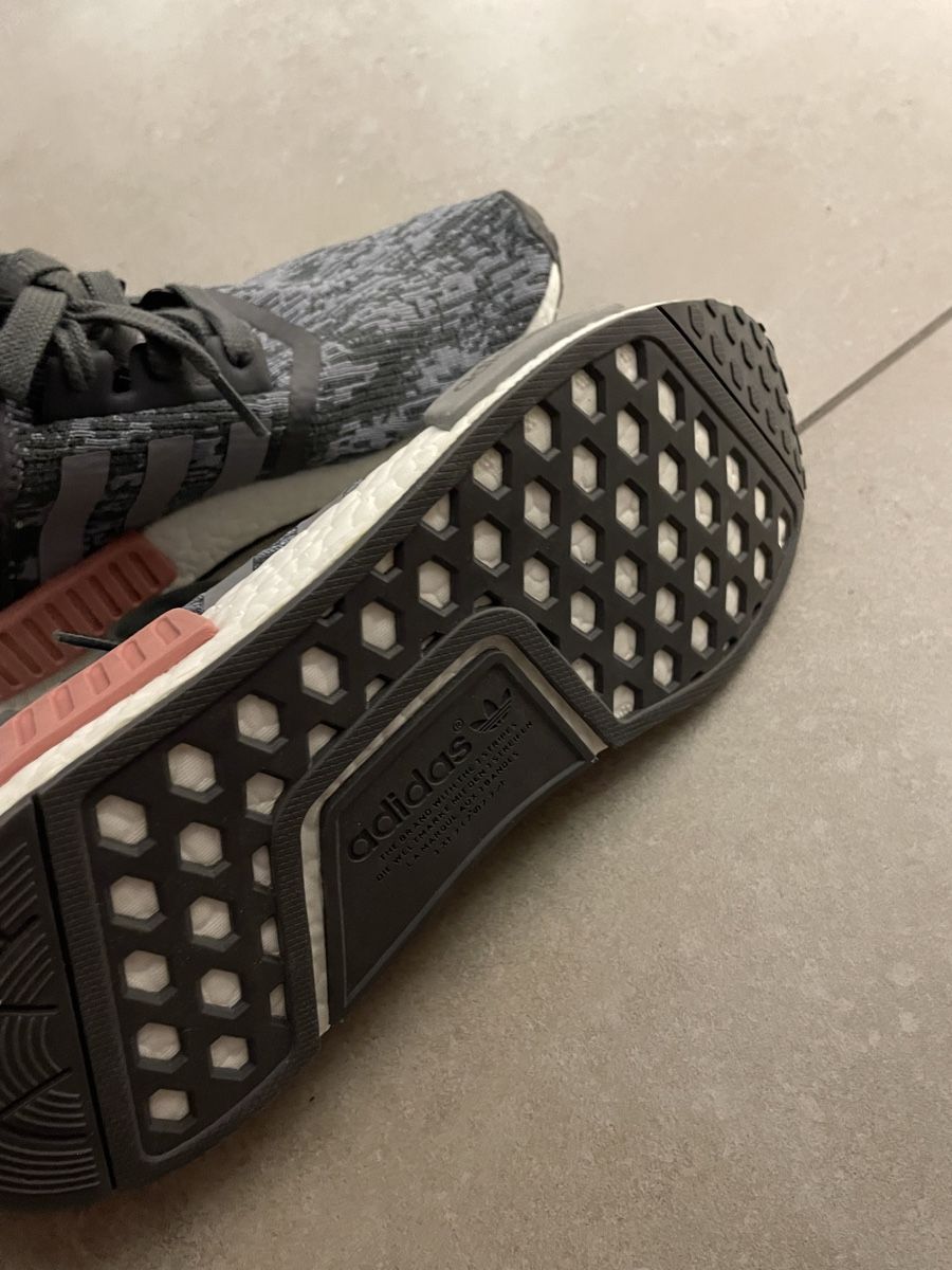 Adidas Damenschuhe: NMD Adidas Sneakers – Gebraucht aus Zunzgen von mel_y6w2 4