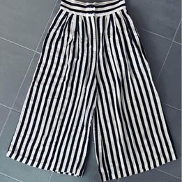 Pantaloni: Striped Culotte – Usato da Basadingen venduto da ChristabelsCloset 1