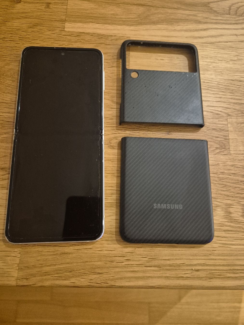 Samsung Portables: Samsung Flip4  – D'occasion à Neuendorf par Sommer.2021 4