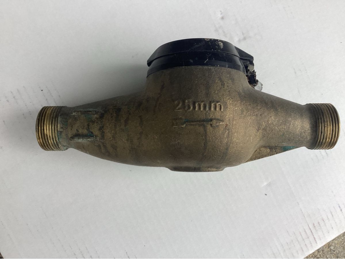 Rubinetteria: Wasseruhr – Usato da niederurnen venduto da Hagugelmann
