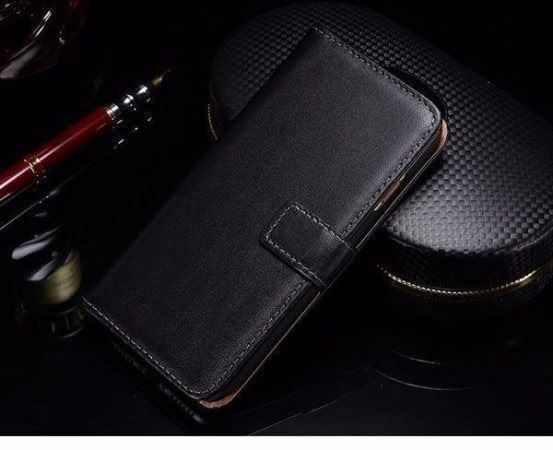 Coques & Protection écran: LUXUS iPhone 8 / 7 Leder Cover Case – Neuf avec emballage d'origine à Zürich par Store-247