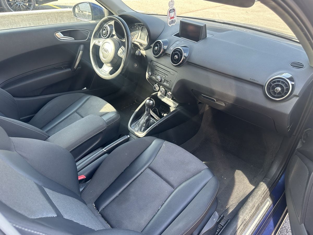 Audi Autos: Audi a1 automatique  – Gebraucht aus St-Imier von hus_zy2n 7