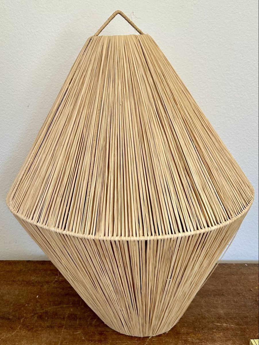 Lampadari & plafoniere: Suspension en raphia forme diamant (sans électrification) – Usato da Lausanne venduto da TelmaLouise70