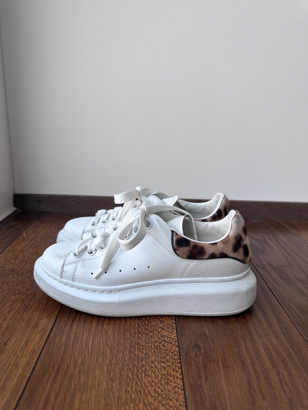 Alexander Mcqueen Scarpe da donna: Alexander McQueen Sneakers Leopard (37) – Usato da Niederuzwil venduto da lara_123 1