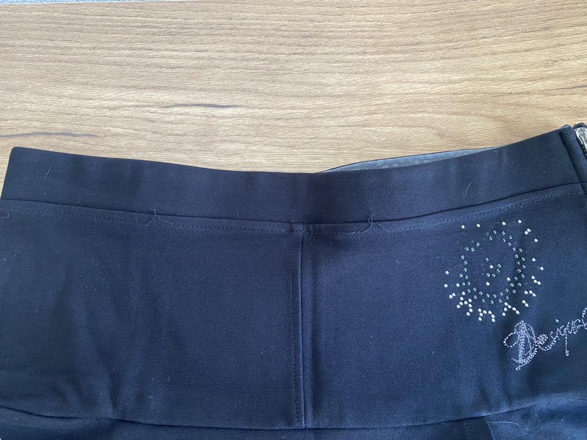 Desigual Gonne: Lot de deux jupes Desigual – Usato da Chézard-St-Martin venduto da monster2525 5