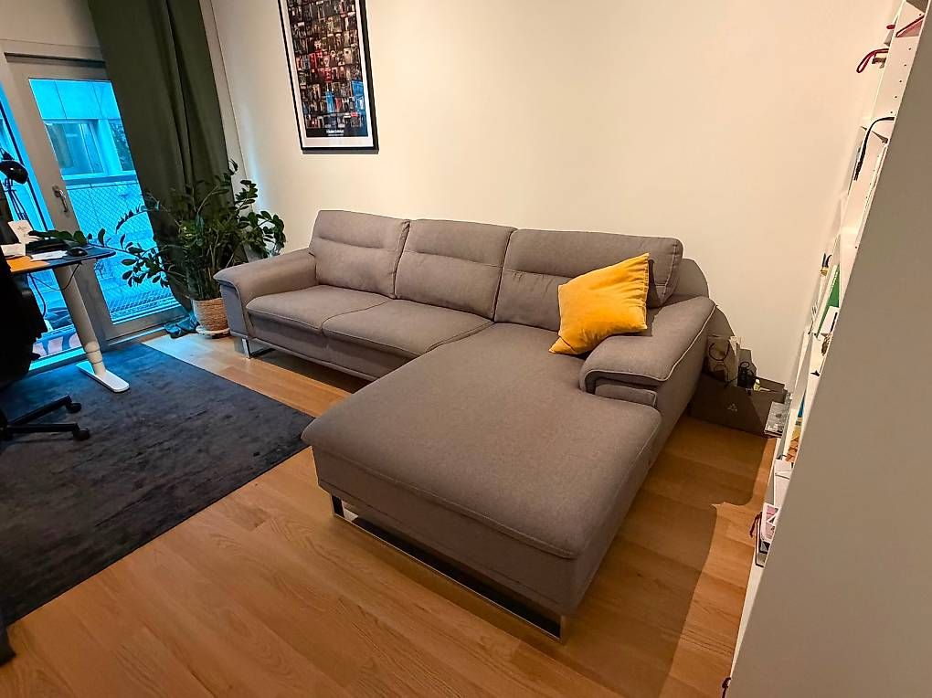 Sofas: Schönes graues textil Sofa - ohne Flecken! – Gebraucht aus Winterthur von phi_g79t 2