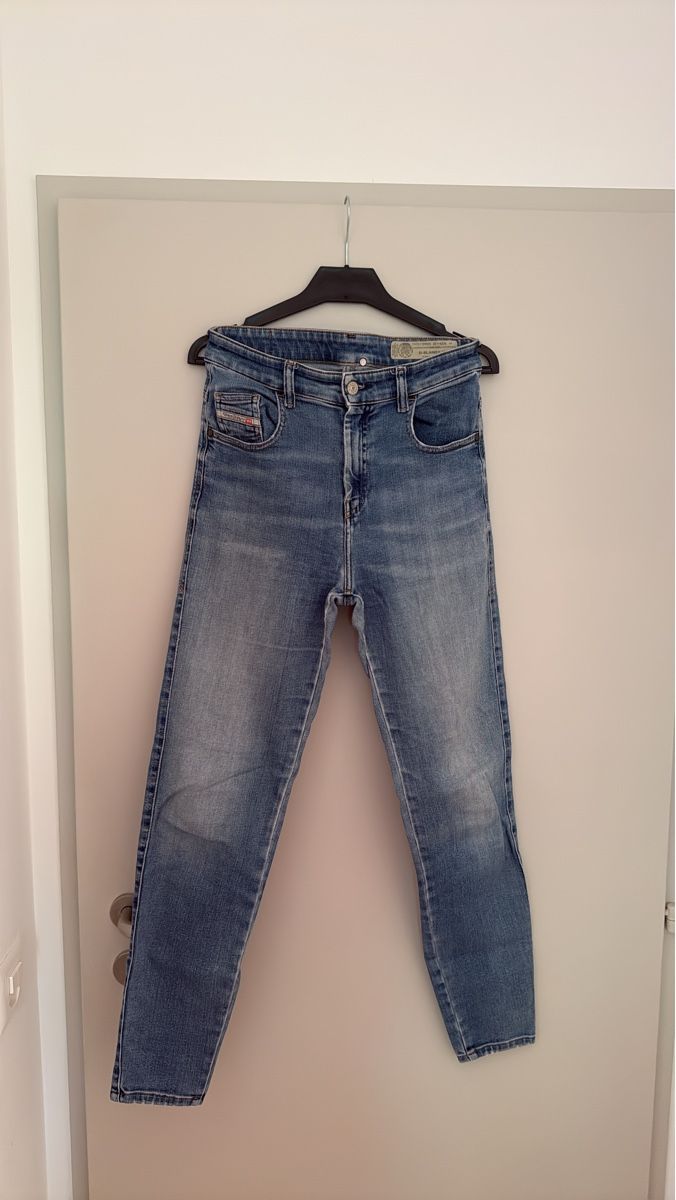 Jeans: Diesel women Jeans size 29  – Usato da Geneve venduto da fed_grg5