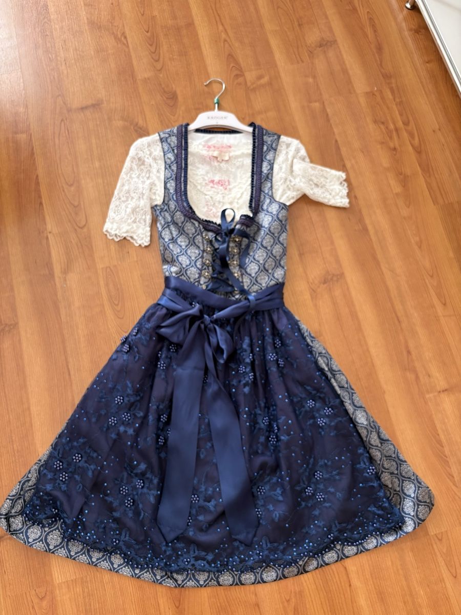 Vestiti: Dirndl Grösse 38 dunkelblau  Damen – Usato da Unterlunkhofen venduto da Ifalk 1