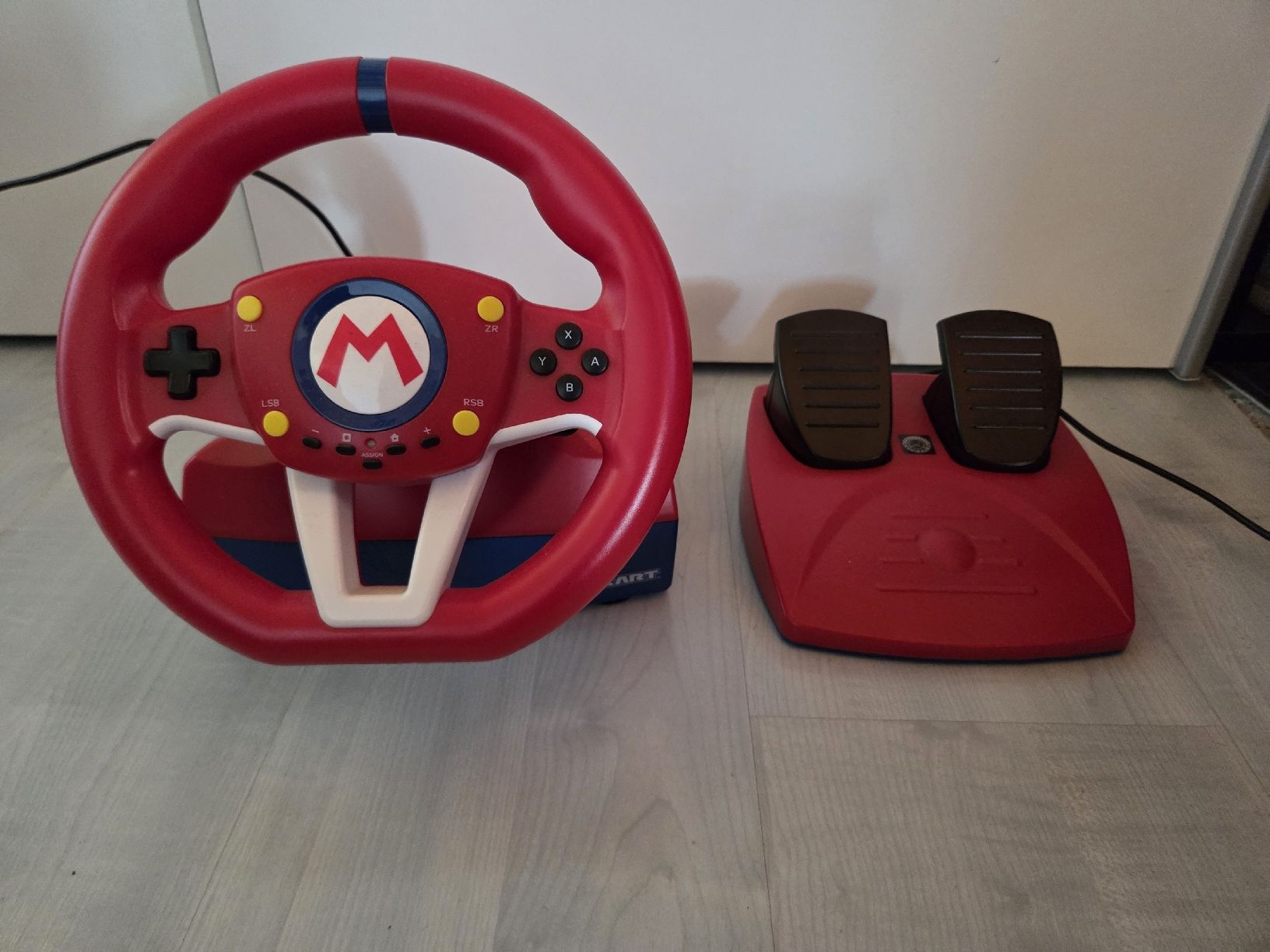 Nintendo Controller: Volant Mario Kart Racing Wheel Pro Mini – Usato da Vilars NE venduto da ant_my59