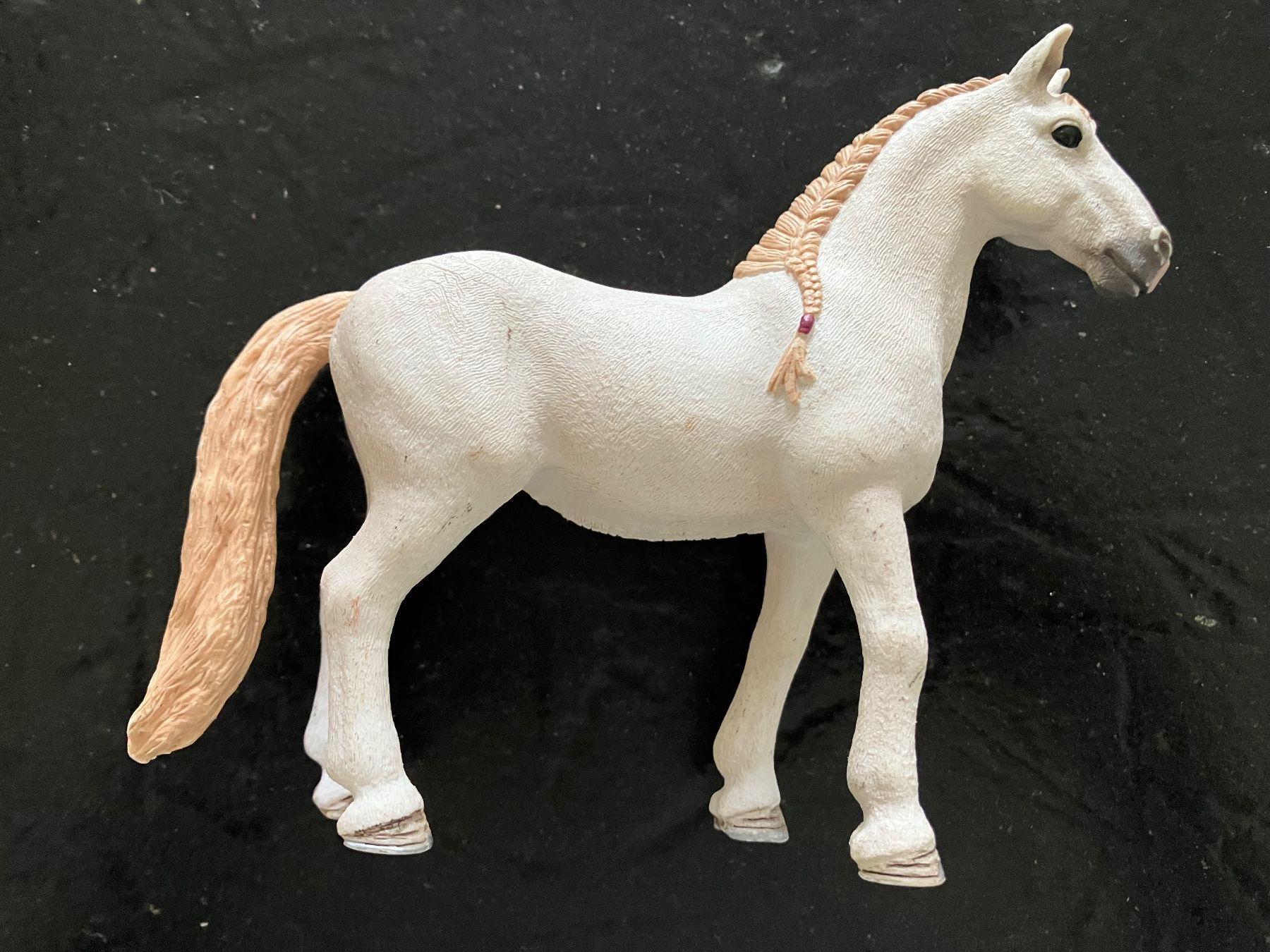 Schleich Giocattoli: Schleich Stall mit Pferd – Usato da Ettingen venduto da esther82 2