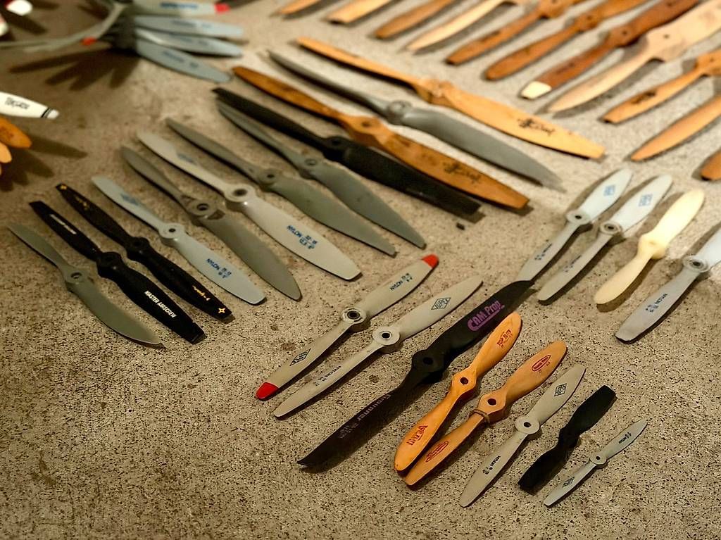 Modellbausätze & Standmodelle: Modellflugzeug - Ersatzmaterial - Propeller – Gebraucht aus Wil SG von JoRaHa 2