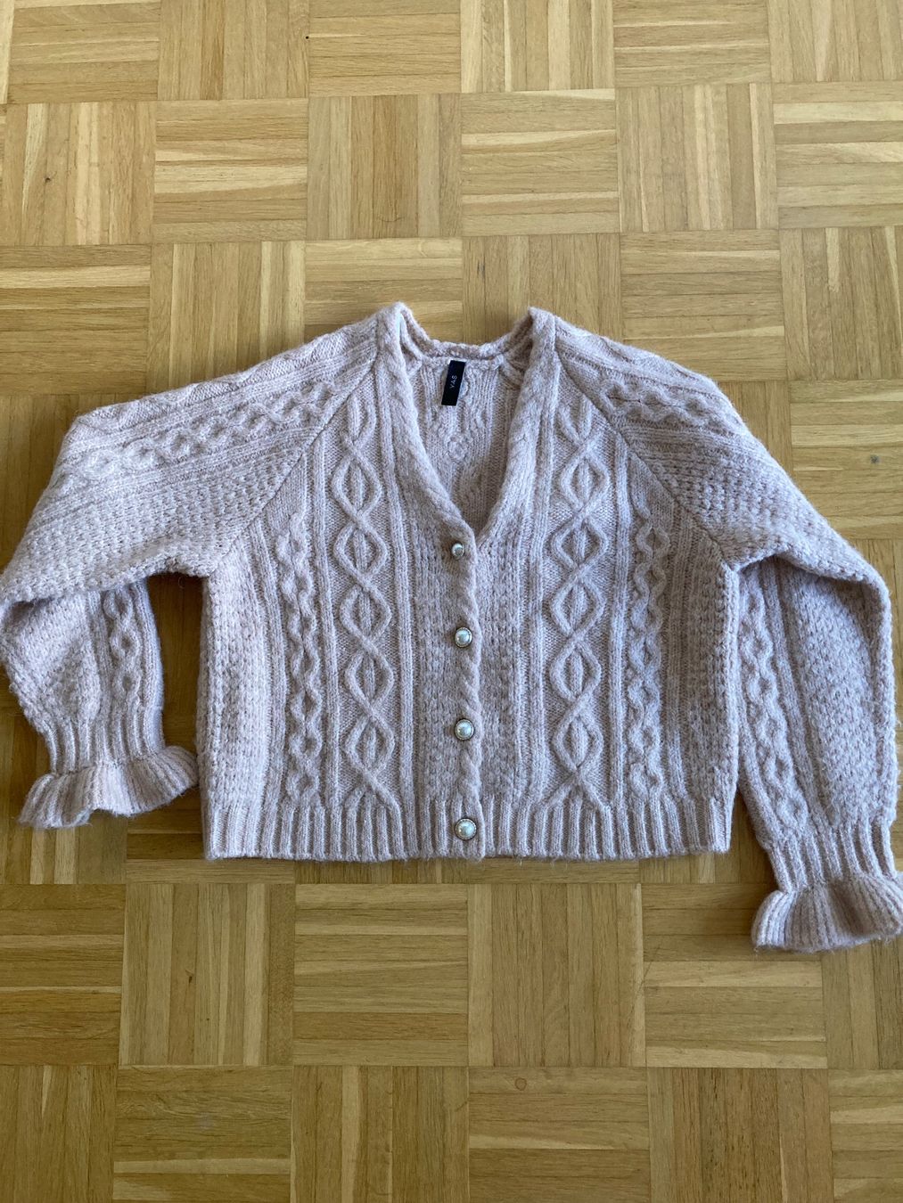 Giacche: Strickjacke – Usato da Muttenz venduto da and_dx9w