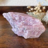 ✲ Kunzit Rohstein ✲ 161g / 85mm UV aktiv Kunzite Raw