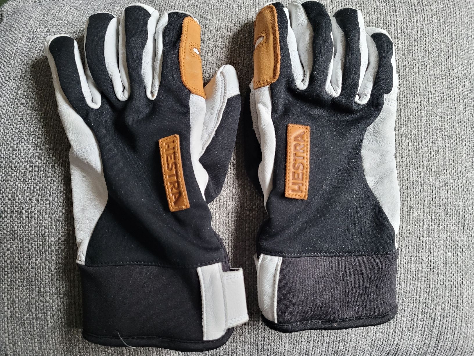 Hestra Guanti & manicotti: Hestra Handschuhe Grösse 10 – Nuovo (secondo la descrizione) da Zürich venduto da Loboso