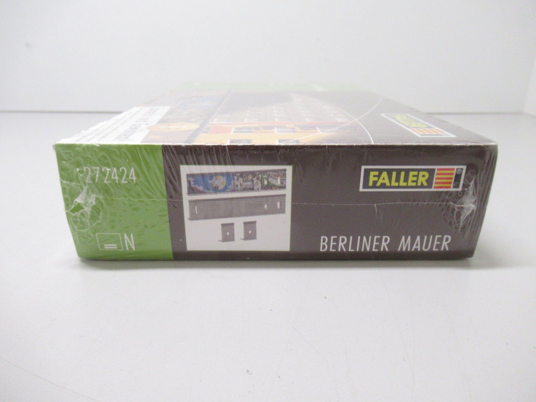 Faller Modelleisenbahnen: Faller 272424 Bausatz "Berliner Mauer"; 40 Teile in Spur N – Neu (gemäss Beschreibung) aus Basel von mhmarken 1