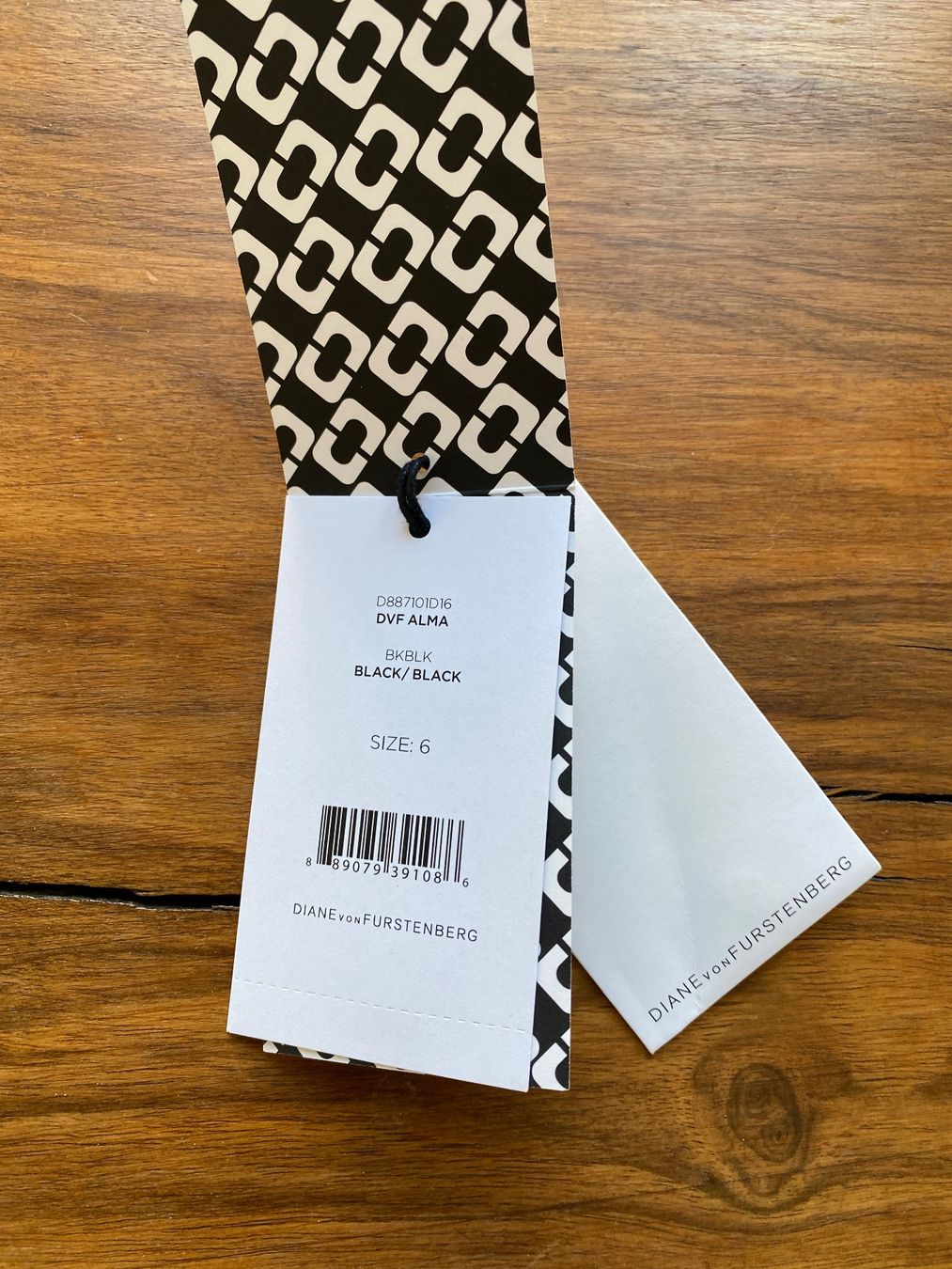 Diane von Furstenberg Vestiti: Spitzenkleid, Diane von Furstenberg, Grösse S – Nuovo (secondo la descrizione) da Bern venduto da L.I.A. 8