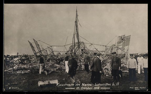 Cartoline postali: Katastrophe des Marine-Luftschiffes L11  – Usato da Berlin venduto da bartko-reher