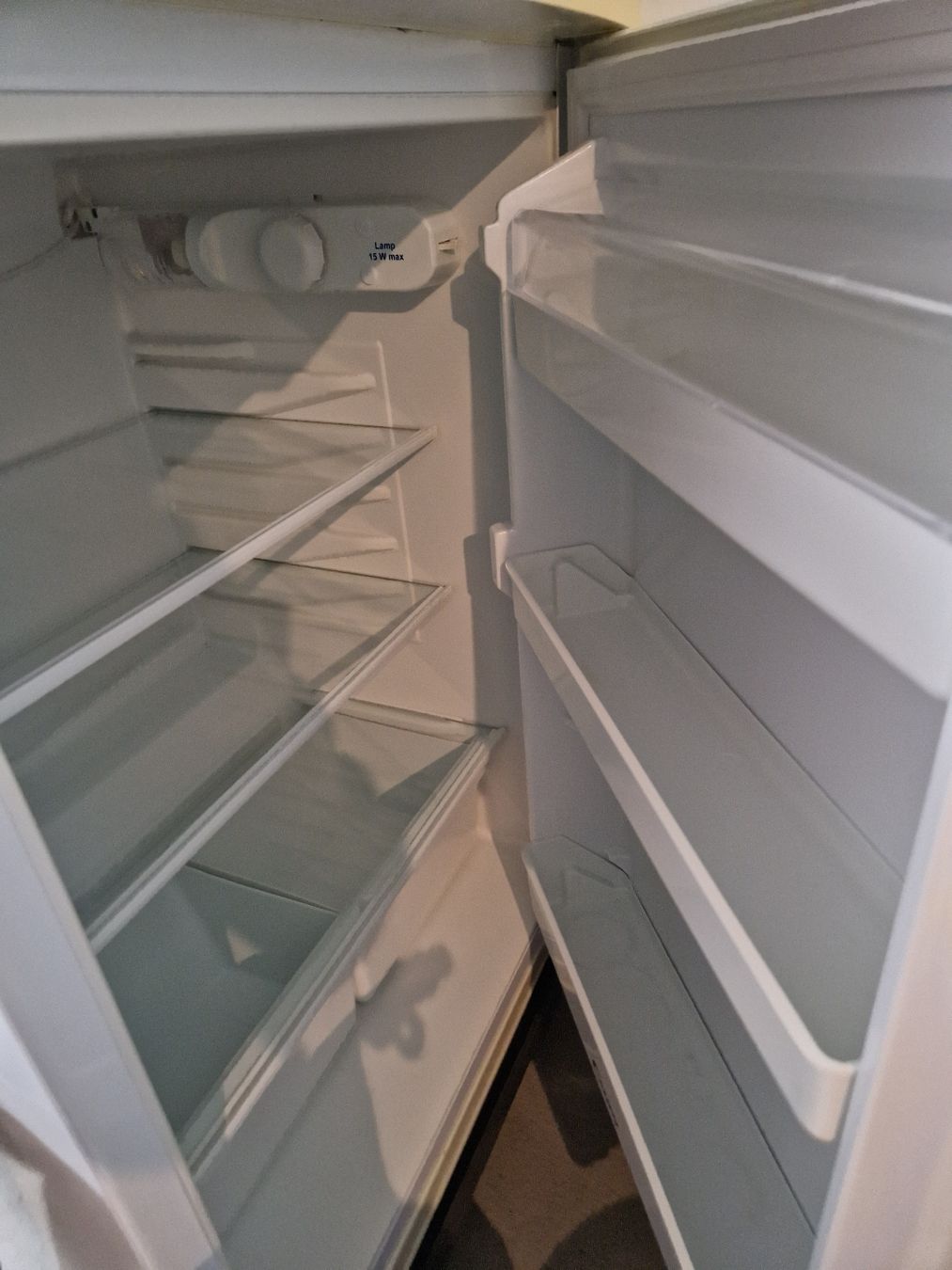 Candy Frigoriferi: Candy Kleiner Kühlschrank weiss – Usato da Winkel venduto da Luukas.81 4