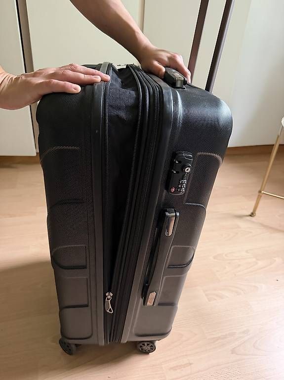 Valises de voyage: Hartschalenkoffer – D'occasion à Wilen b. Wil par Valerx