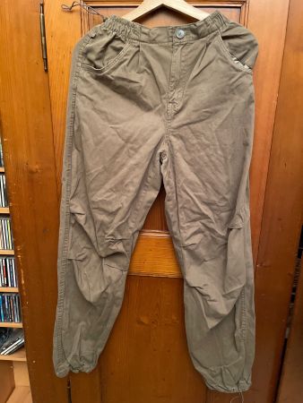 Lot de 3 pantalons Bershka, taille 36, en bon état
