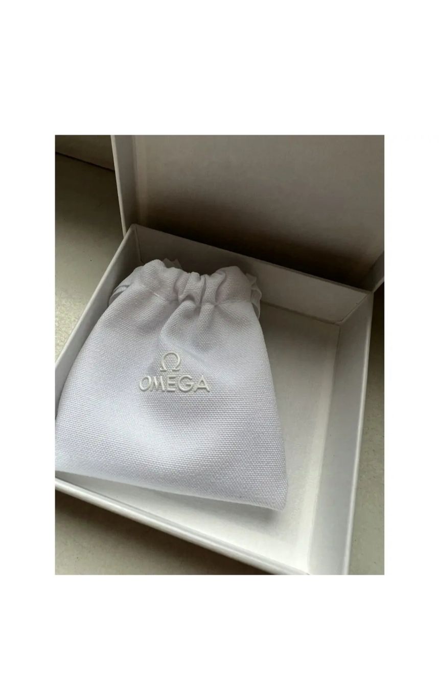 Omega Armbänder & -reifen: Armband Omega – Neu und originalverpackt aus Basel von mel_c6kk 1